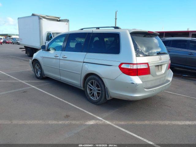 Honda Odyssey Touring Image 8
