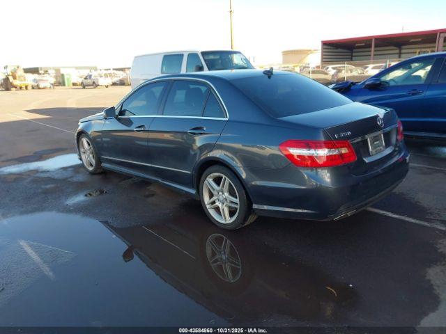 Mercedes-Benz E-Class Image 8