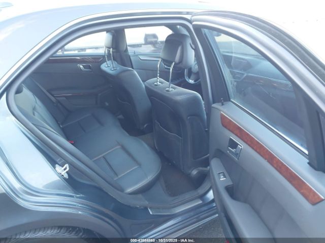 Mercedes-Benz E-Class Image 4