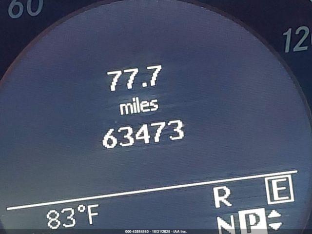 Mercedes-Benz E-Class Image 5