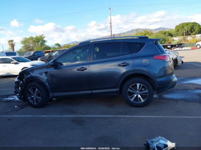 Toyota RAV4 Image 16