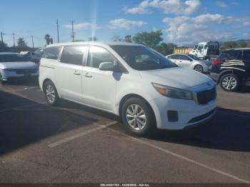  Salvage Kia Sedona
