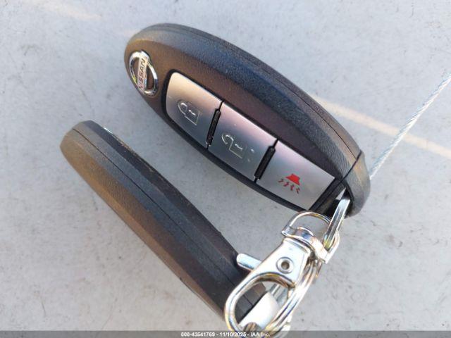 Nissan Rogue Sv Image 5