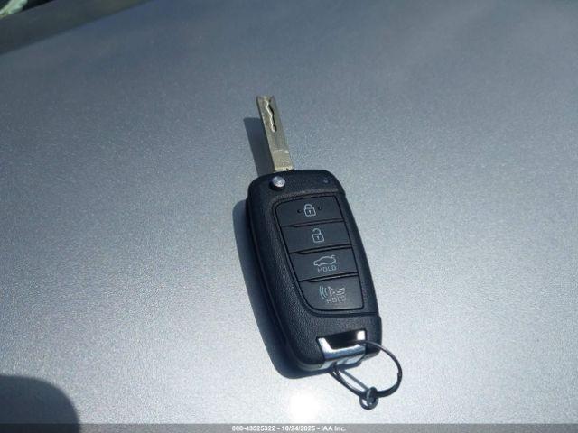 Hyundai ELANTRA Se Image 18