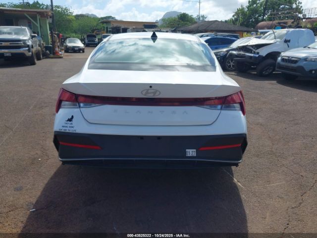 Hyundai ELANTRA Se Image 4