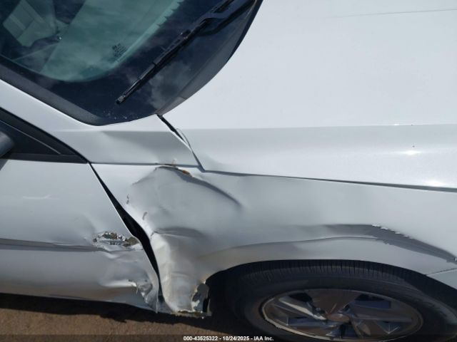 Hyundai ELANTRA Se Image 8