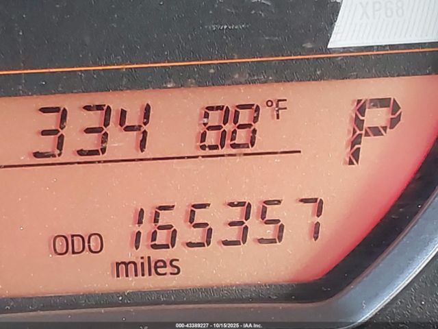 Toyota Yaris Image 13