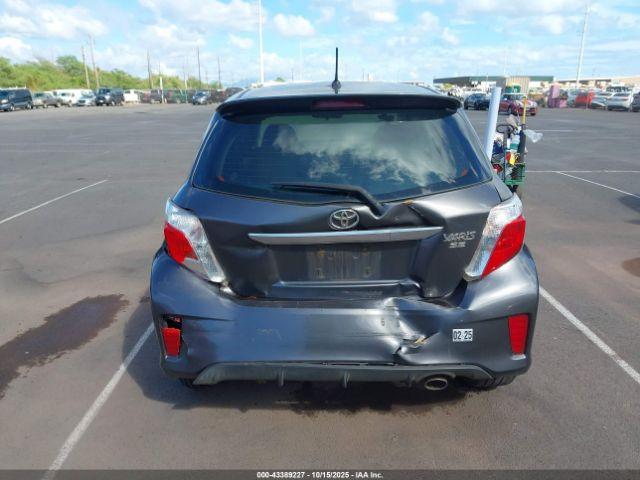 Toyota Yaris Image 12