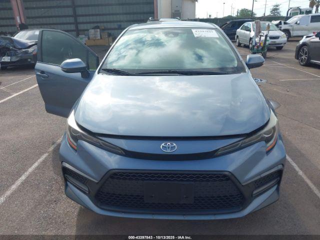 Toyota Corolla Se Image 6