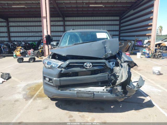 Toyota 4Runner Trd Sport Image 4