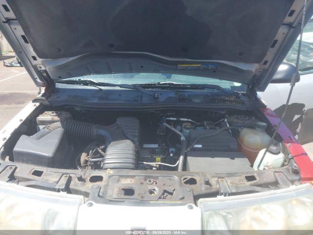 Saturn Vue 4 Cyl Image 2