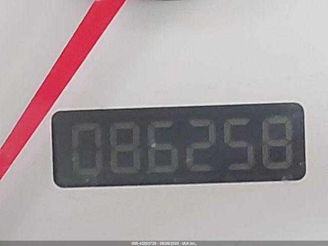 Saturn Vue 4 Cyl Image 3