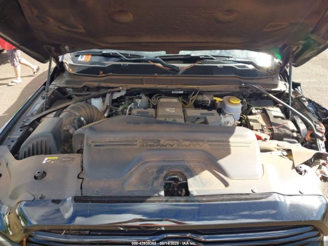 Dodge Ram 3500 Laramie  4x4 8' Box Image 6