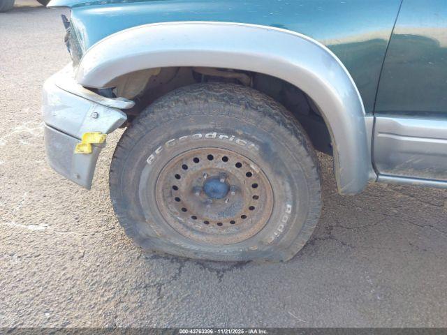 Toyota 4Runner Limited V6 Image 12