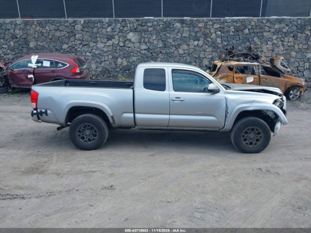 Toyota Tacoma Sr5 V6 Image 11