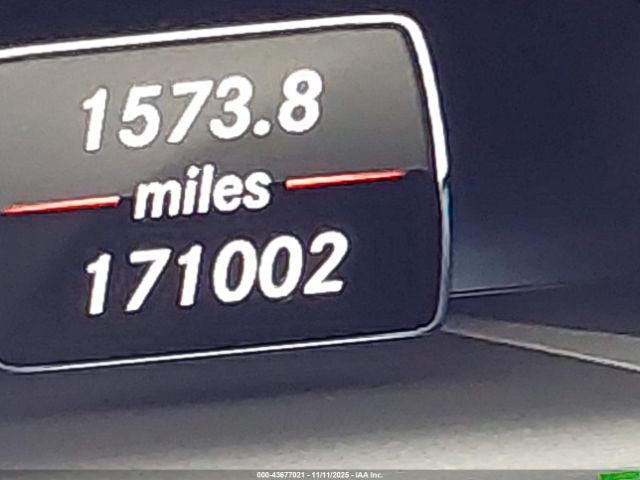 Mercedes-Benz GLK Image 3