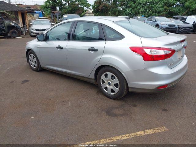 Ford Focus S Image 4