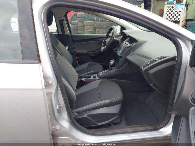 Ford Focus S Image 13