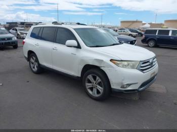  Salvage Toyota Highlander