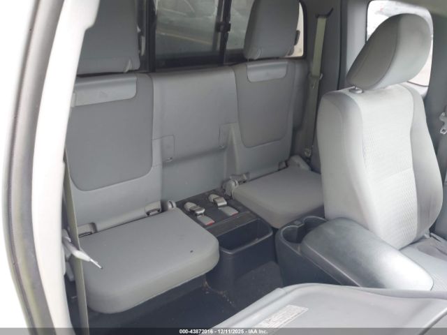 Toyota Tacoma Prerunner Image 3