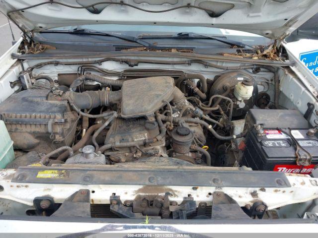 Toyota Tacoma Prerunner Image 12