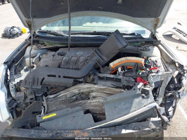 Nissan Altima 2.5 S Image 6