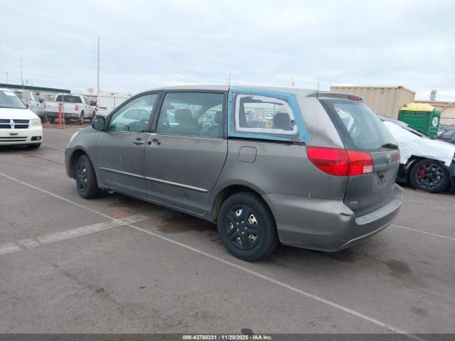 Toyota Sienna Le Image 6