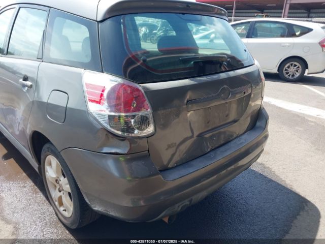 Toyota Matrix Xr Image 12