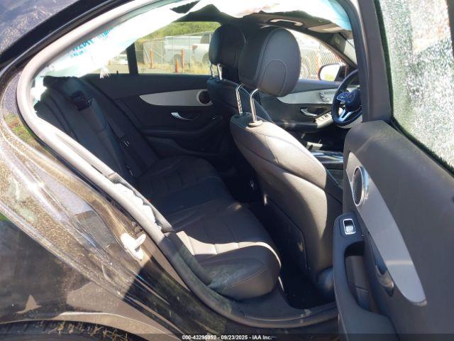 Mercedes-Benz C-Class Sedan Image 6