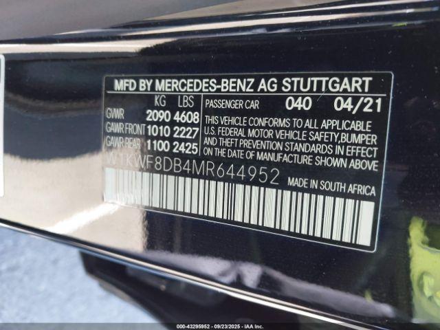 Mercedes-Benz C-Class Sedan Image 5