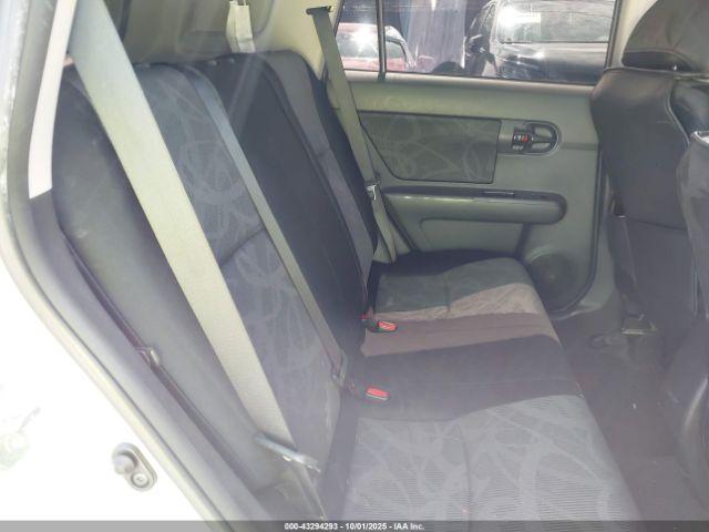 Scion xB Release Series Image 4