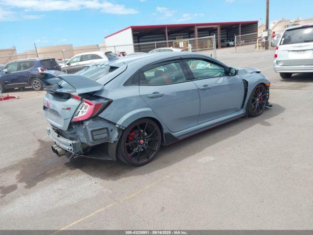 Honda Civic Touring Image 16