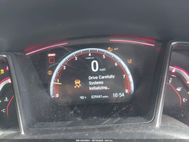 Honda Civic Touring Image 3