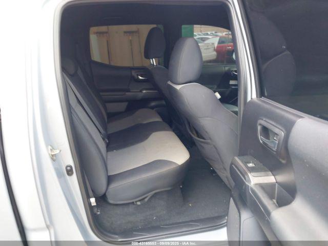 Toyota Tacoma Sr5 V6 Image 6