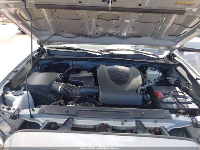 Toyota Tacoma Sr5 V6 Image 5