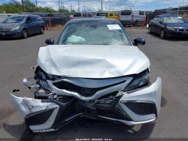 Toyota Camry Xse V6 Image 9