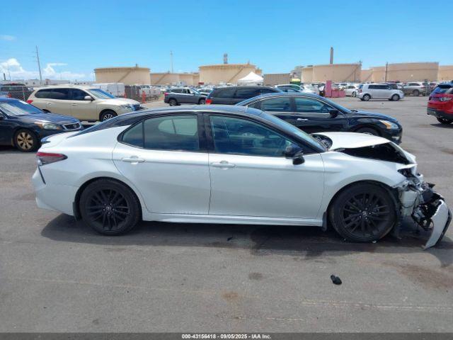 Toyota Camry Xse V6 Image 6