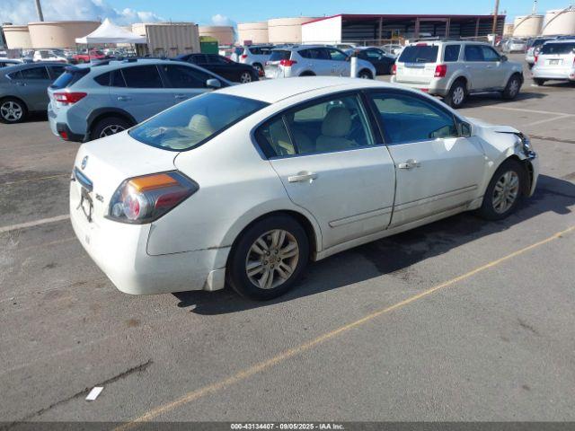 Nissan Altima 2.5 S Image 6