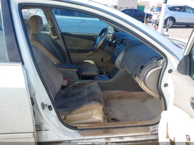 Nissan Altima 2.5 S Image 3