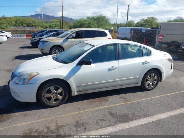 Nissan Altima 2.5 S Image 4