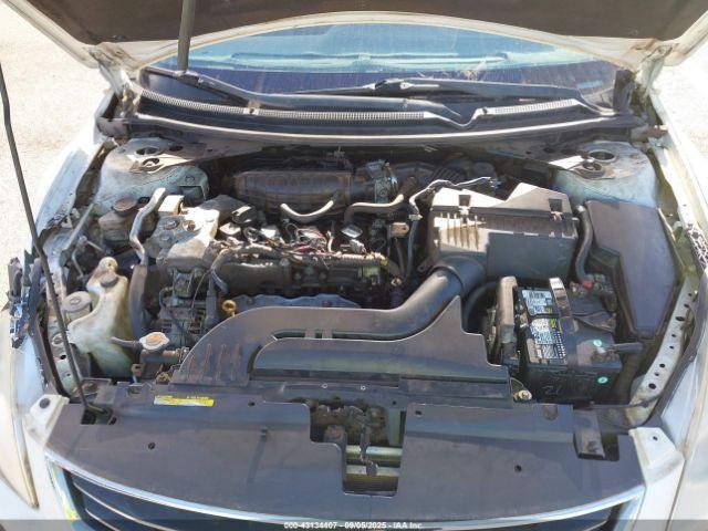 Nissan Altima 2.5 S Image 12