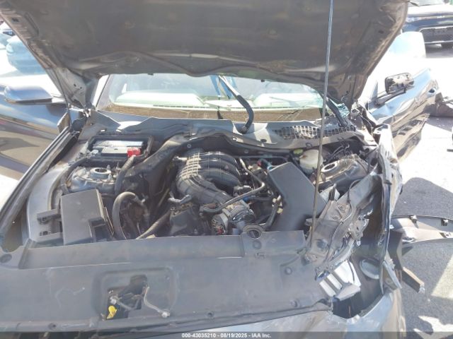 Ford Mustang V6 Image 14