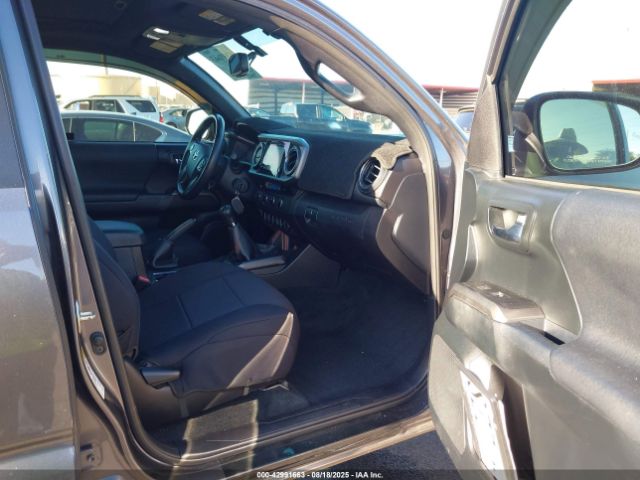 Toyota Tacoma Sr5 V6 Image 10