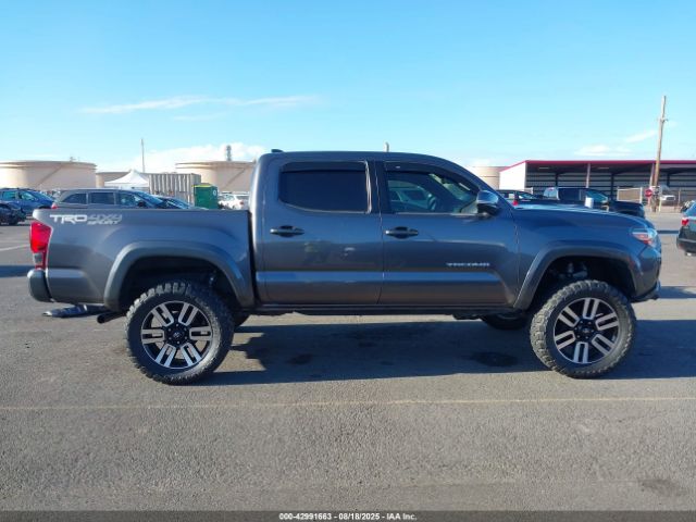 Toyota Tacoma Sr5 V6 Image 12