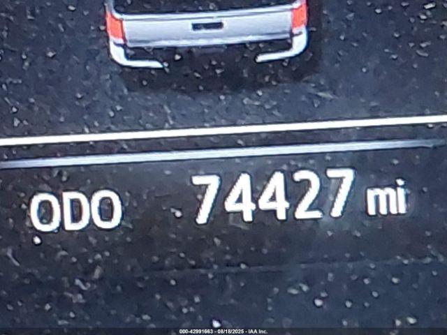 Toyota Tacoma Sr5 V6 Image 13