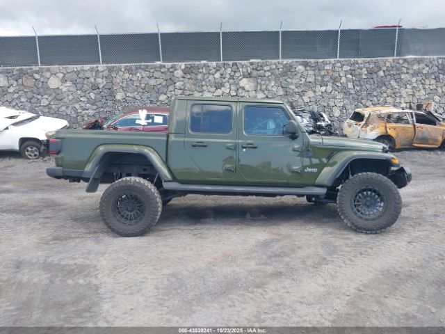 Jeep Gladiator Overland 4x4 Image 8