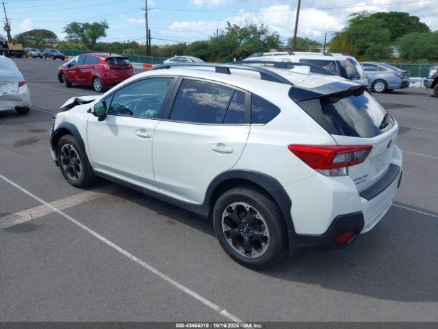 Subaru Crosstrek Premium Image 2