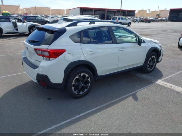 Subaru Crosstrek Premium Image 8