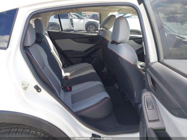 Subaru Crosstrek Premium Image 4