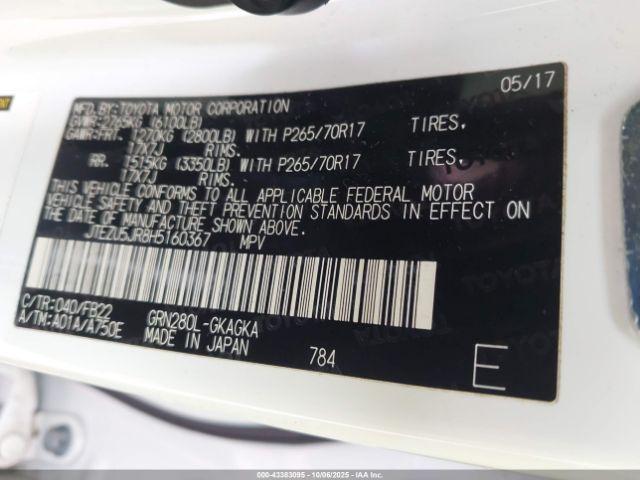 Toyota 4Runner Image 11